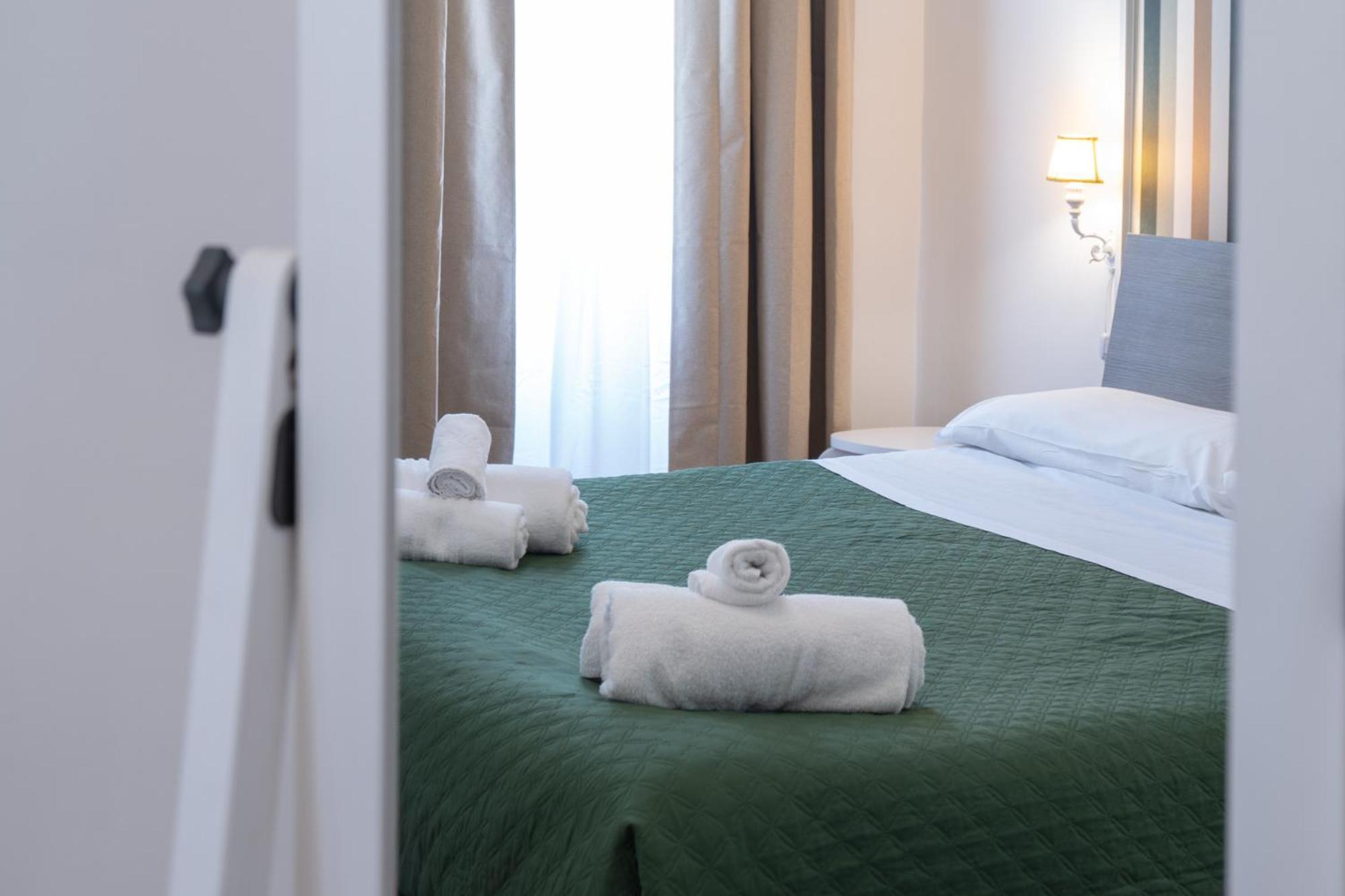 Vatican Apartment Borgo Pio Рим Экстерьер фото
